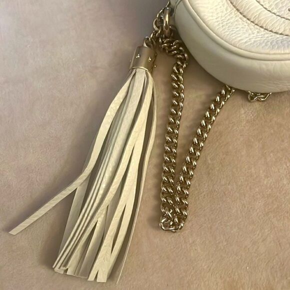 Gucci Mini SoHo Crossbody Chain Bag - Cream and Gold - Picture 8 of 13